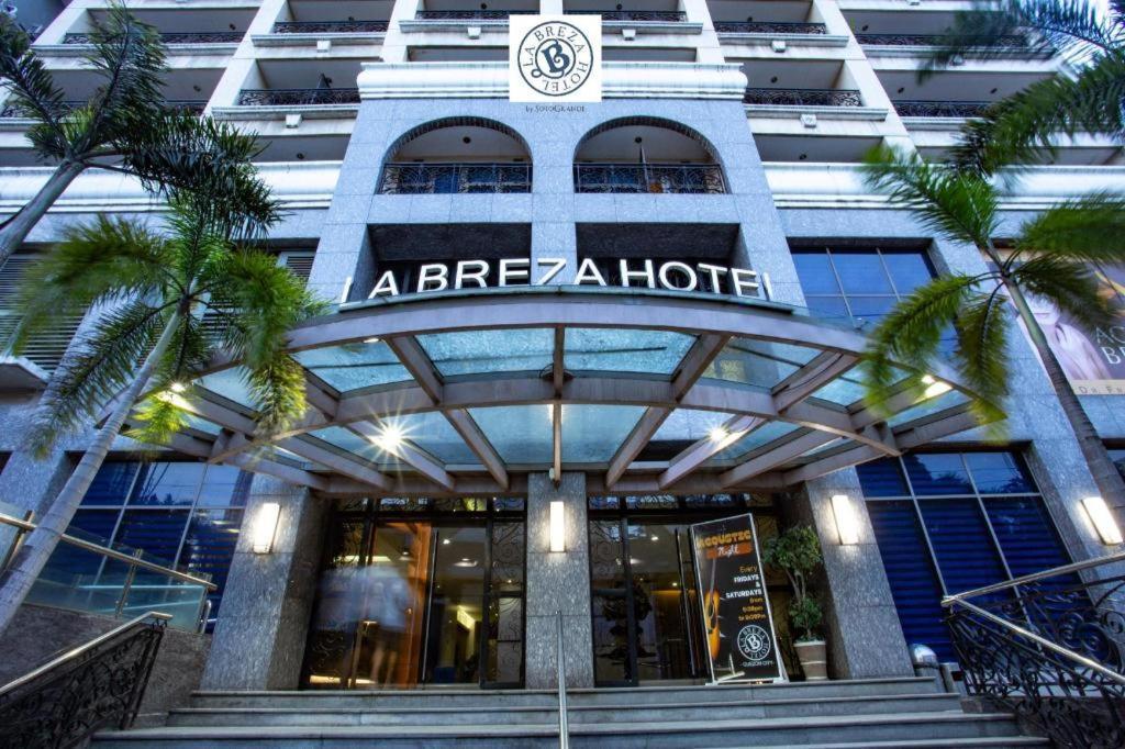 La Breza Hotel Quezon City Eksteriør billede