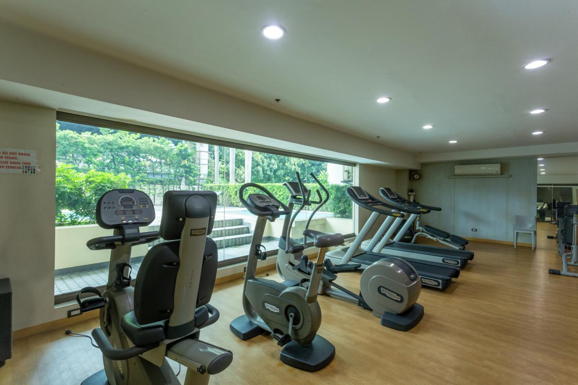 La Breza Hotel Quezon City Eksteriør billede