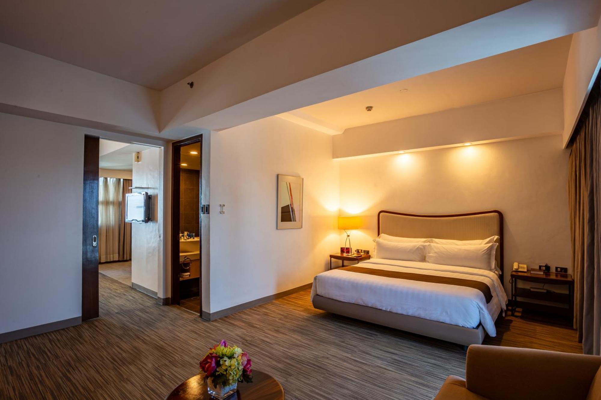 La Breza Hotel Quezon City Eksteriør billede