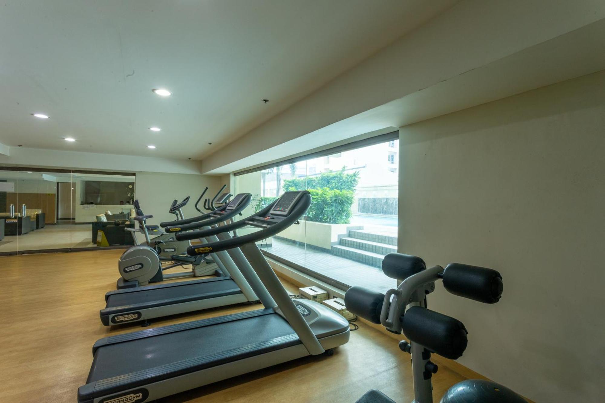 La Breza Hotel Quezon City Eksteriør billede