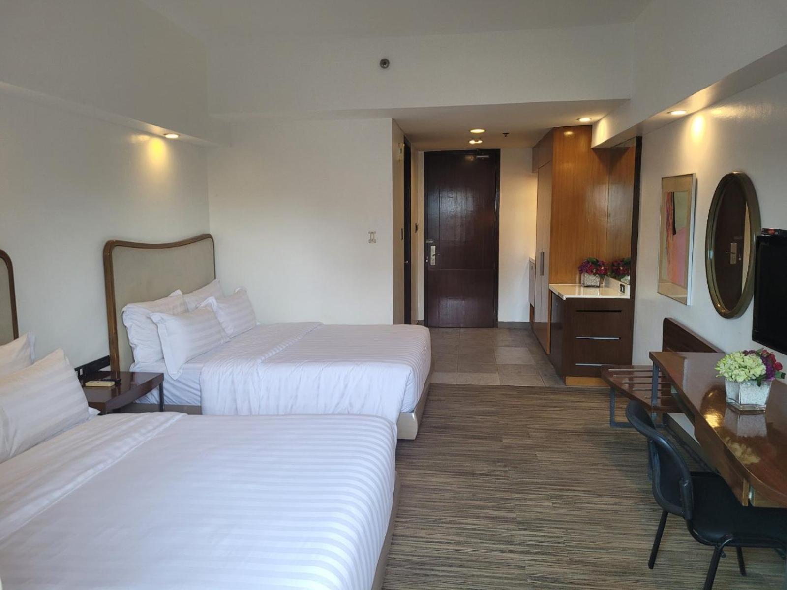 La Breza Hotel Quezon City Eksteriør billede