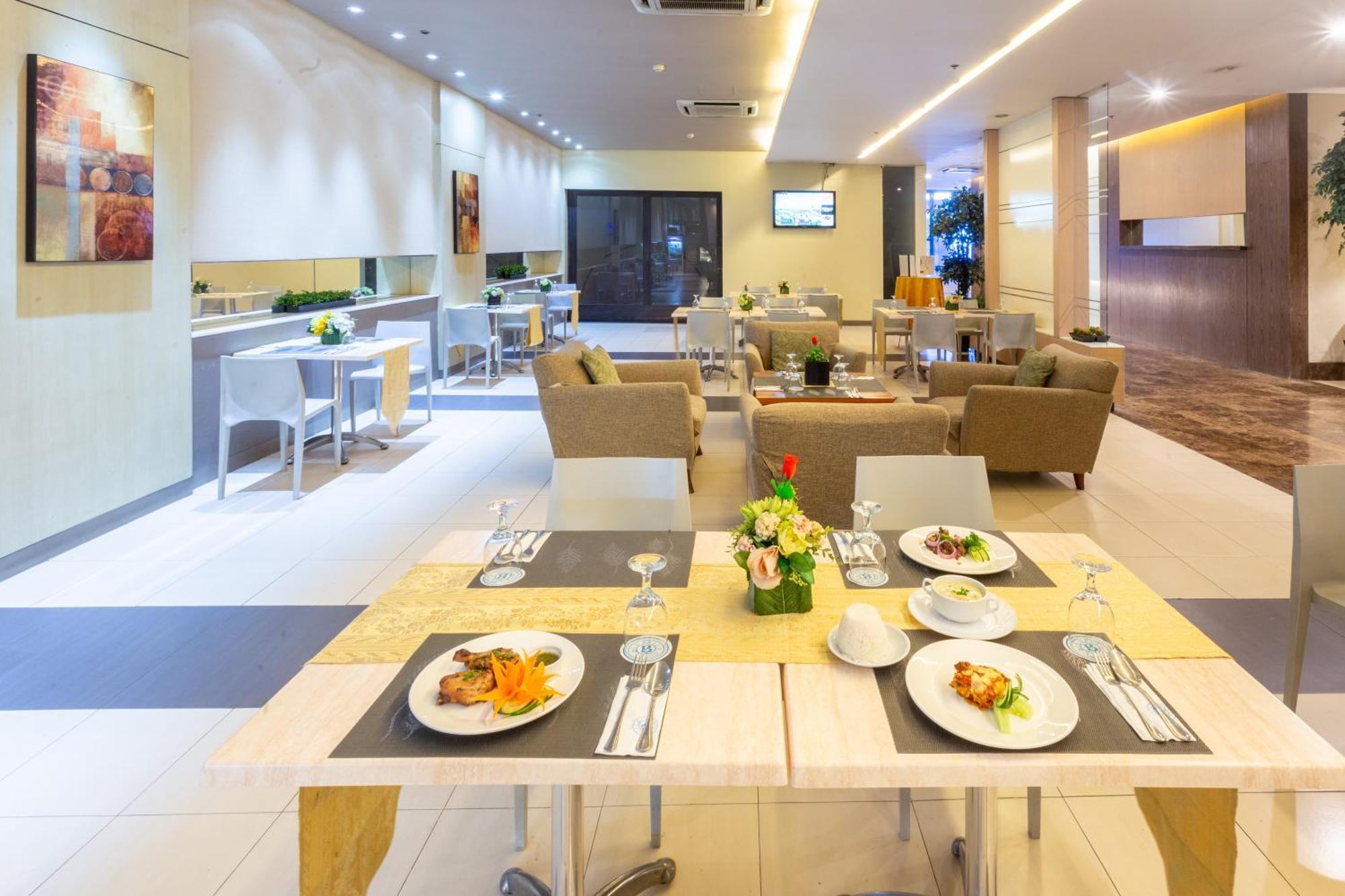 La Breza Hotel Quezon City Eksteriør billede