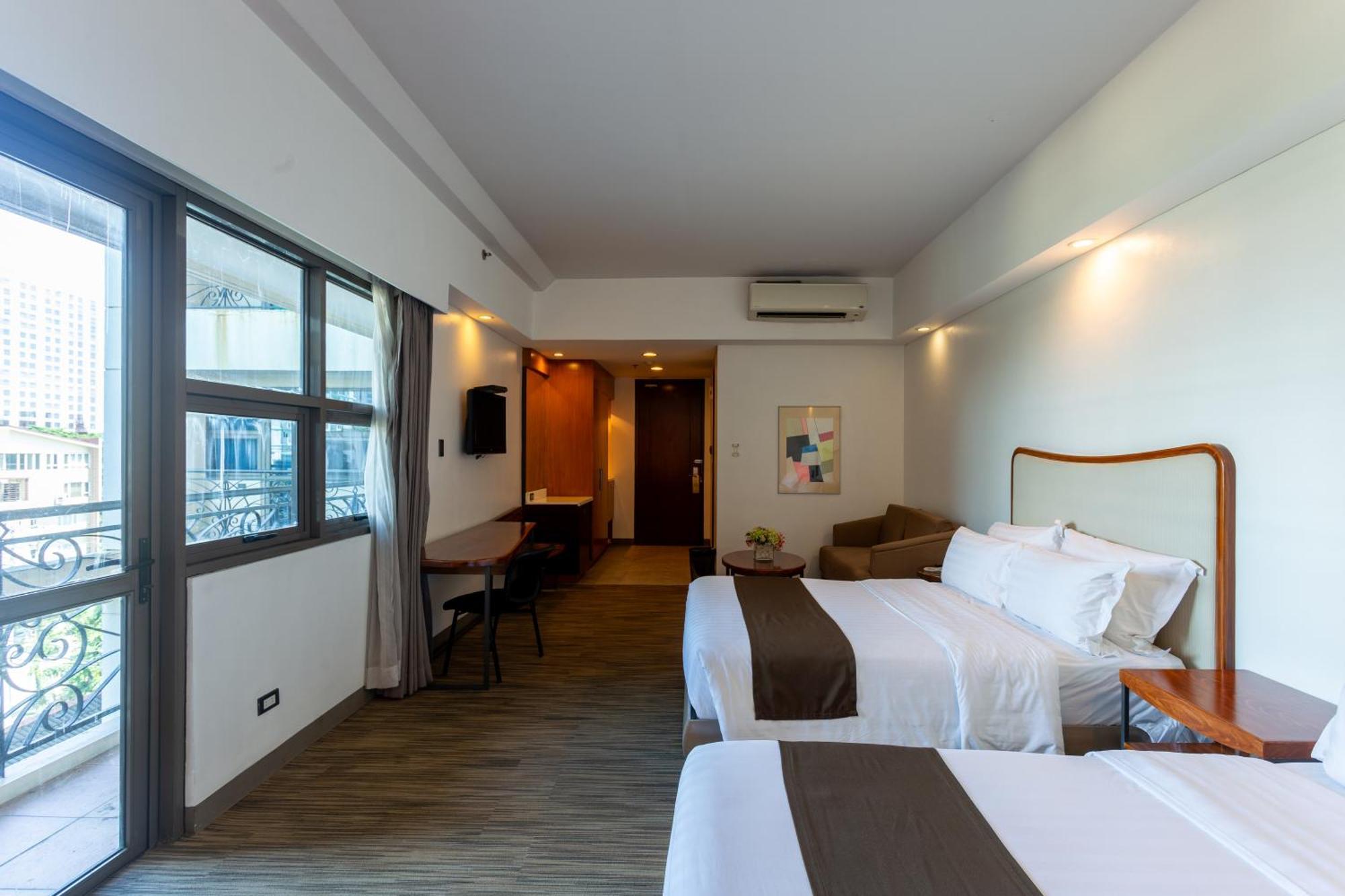 La Breza Hotel Quezon City Eksteriør billede