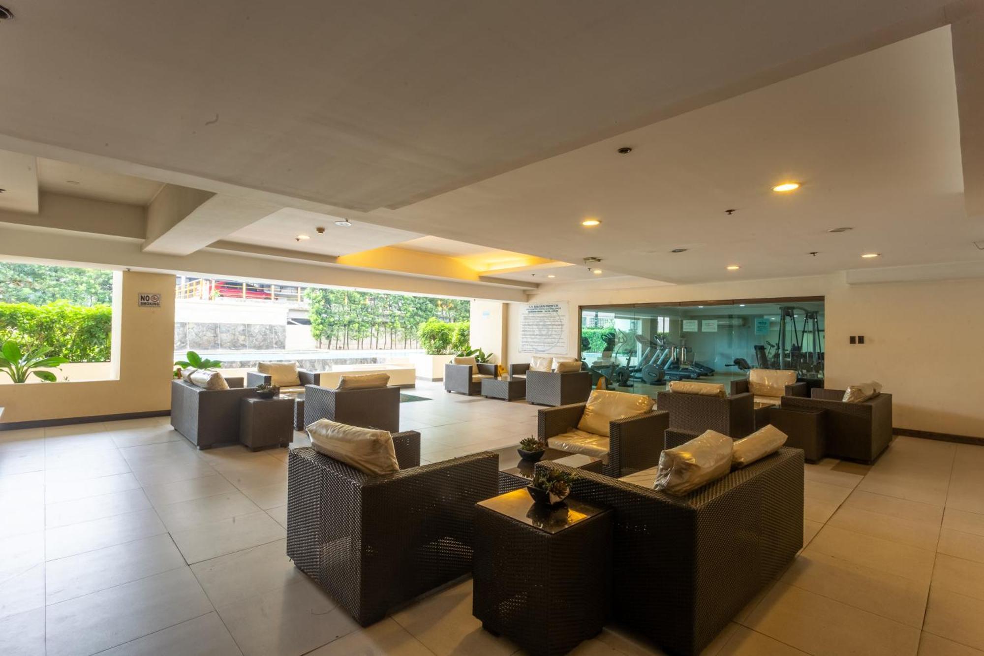 La Breza Hotel Quezon City Eksteriør billede