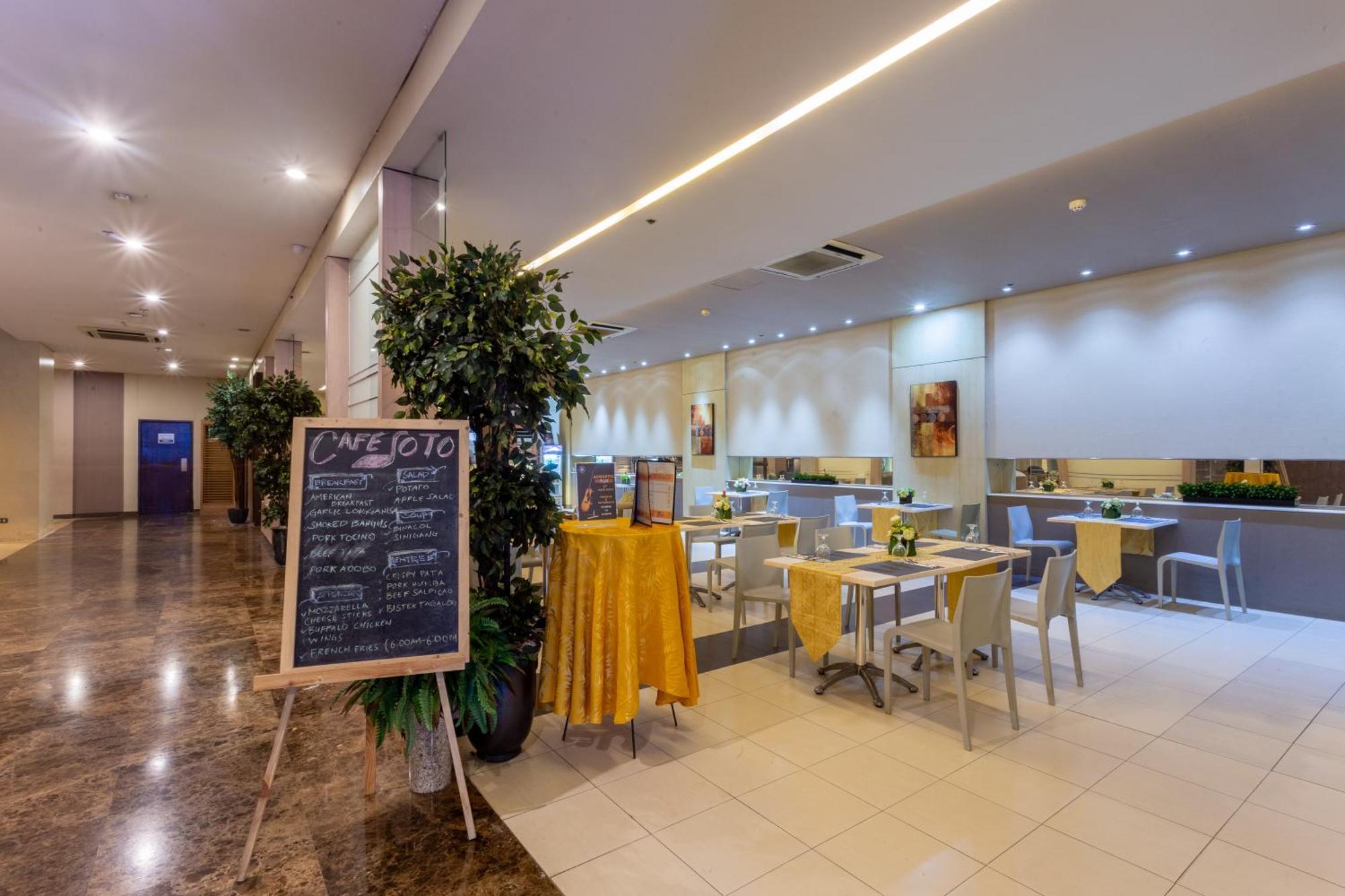 La Breza Hotel Quezon City Eksteriør billede